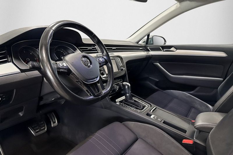 Volkswagen Passat bild 8