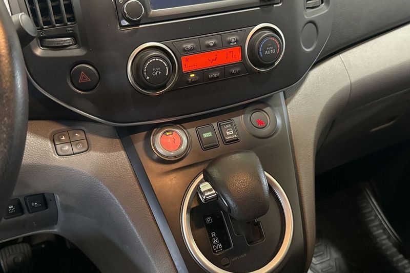 Nissan e-NV200 bild 13