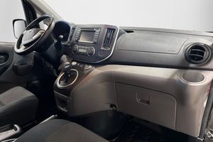 Nissan e-NV200 bild 8