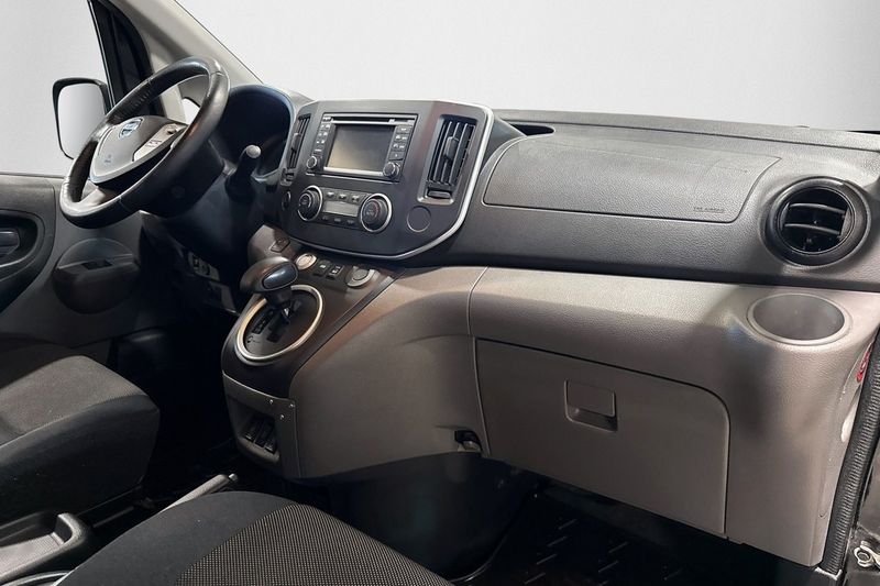 Nissan e-NV200 bild 8