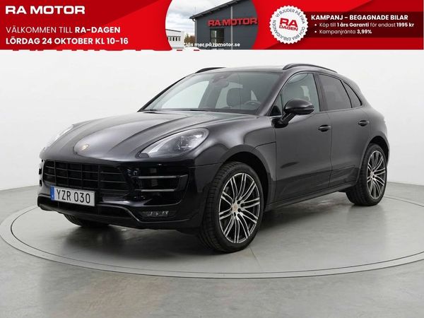 Porsche Macan Turbo Turbo 400hk |Sport Chrono|Pano|Bose|PDLS+|Värmare| - 2018