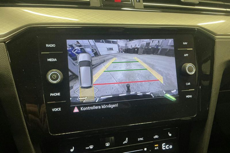 Volkswagen Passat bild 11