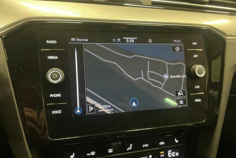 Volkswagen Passat bild 12