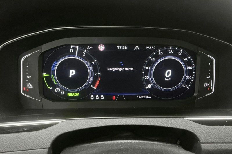 Volkswagen Passat bild 10
