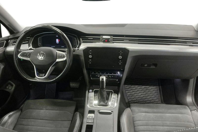 Volkswagen Passat bild 6