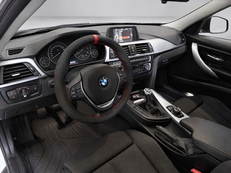 BMW 318 bild 8