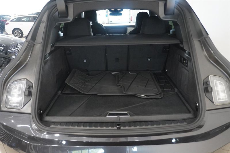 BMW iX bild 18