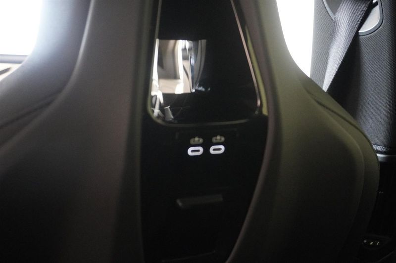 BMW iX bild 10