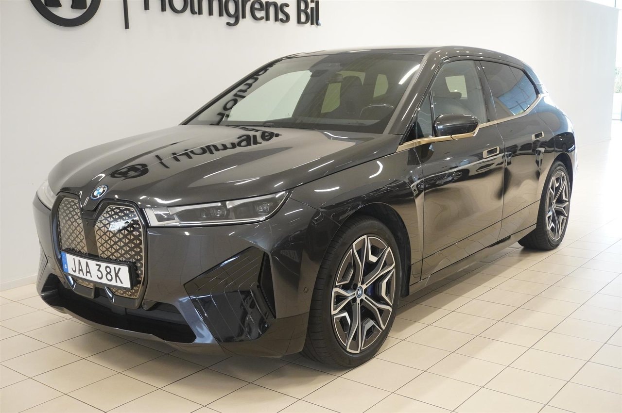 BMW iX