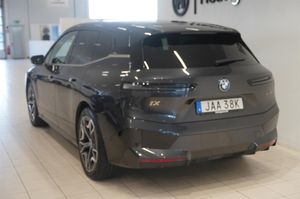 BMW iX bild 6