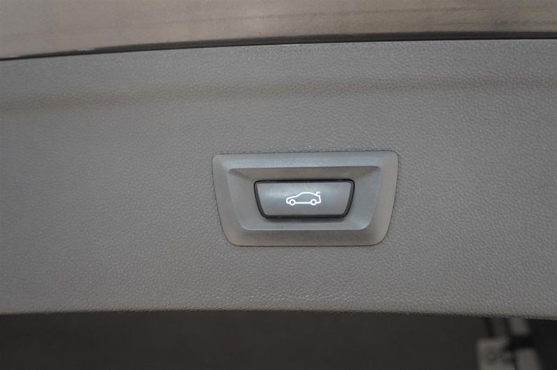 BMW iX bild 19