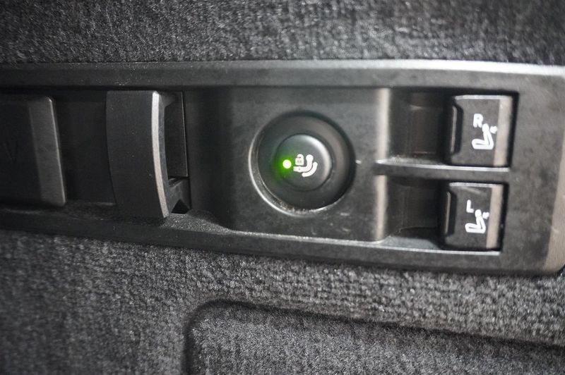BMW iX bild 21
