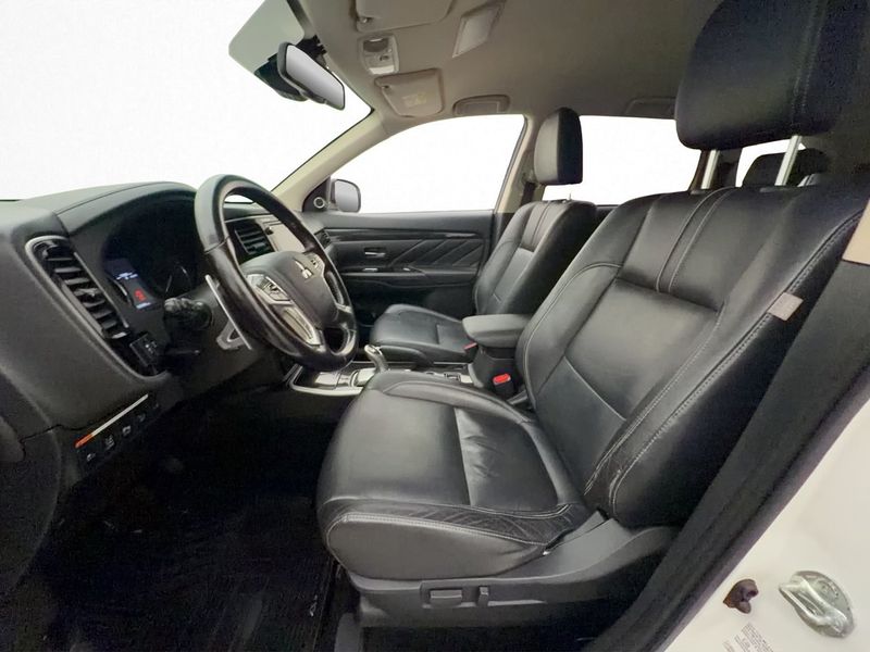 Mitsubishi Outlander bild 14