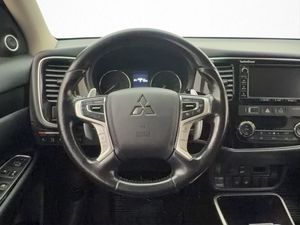Mitsubishi Outlander bild 17