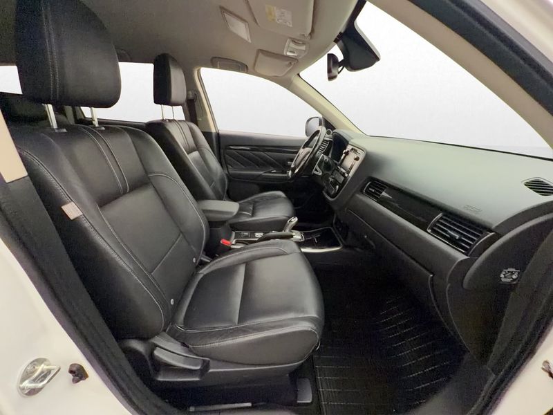 Mitsubishi Outlander bild 26
