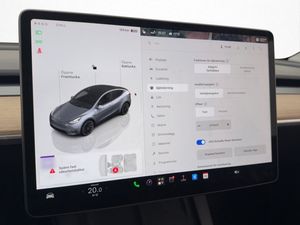 Tesla Model Y bild 26