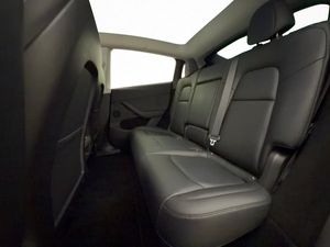 Tesla Model Y bild 19