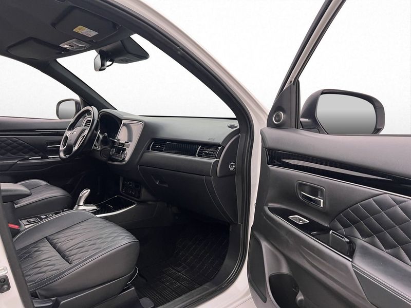 Mitsubishi Outlander bild 24