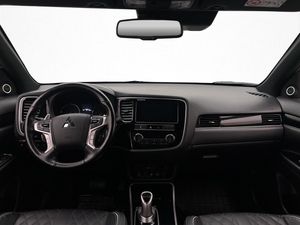 Mitsubishi Outlander bild 17