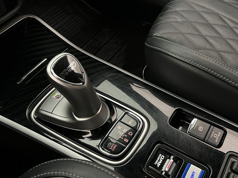 Mitsubishi Outlander bild 22