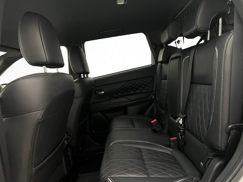 Mitsubishi Outlander bild 25