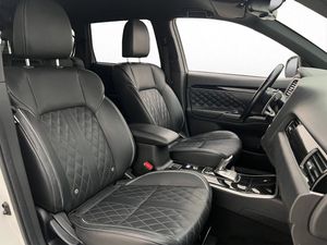 Mitsubishi Outlander bild 23