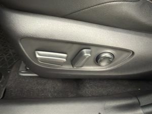 Toyota RAV4 bild 13