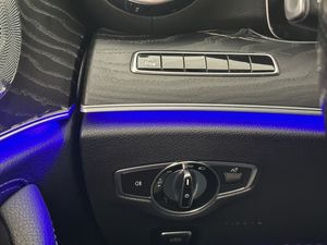 Mercedes E220 bild 33