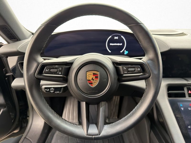 Porsche Taycan bild 15