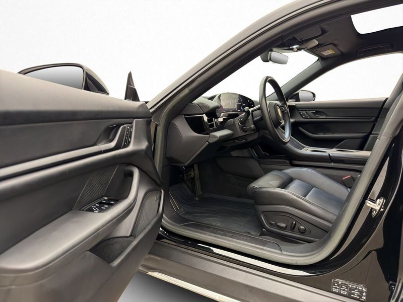 Porsche Taycan bild 10