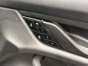 Porsche Taycan bild 26
