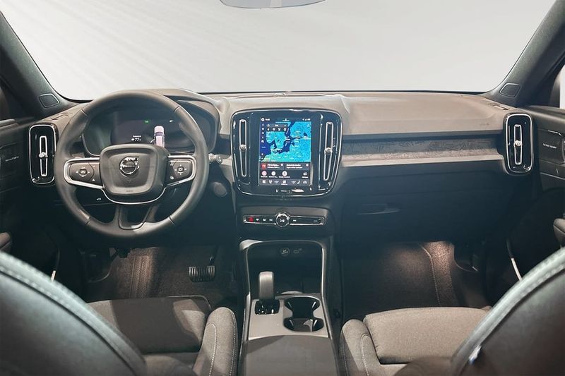 Volvo EX40 bild 8