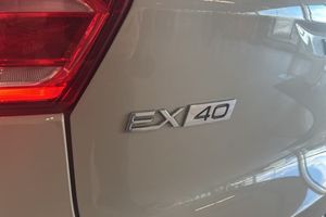 Volvo EX40 bild 14