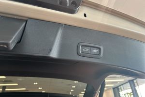 Volvo EX40 bild 16