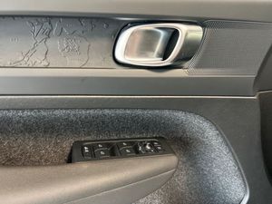 Volvo EC40 bild 11