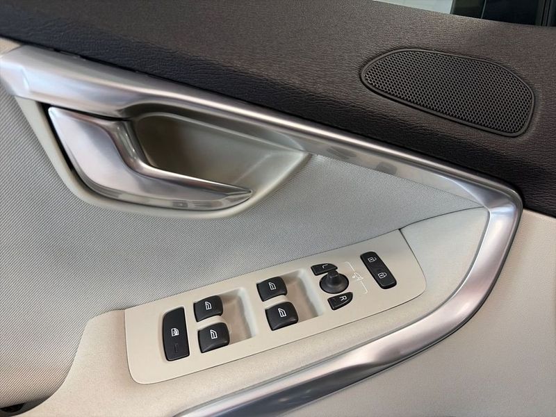 Volvo V40 bild 9
