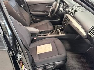BMW 118 bild 11