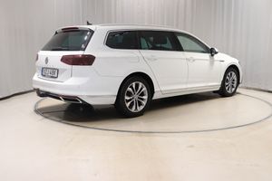 Volkswagen Passat bild 4
