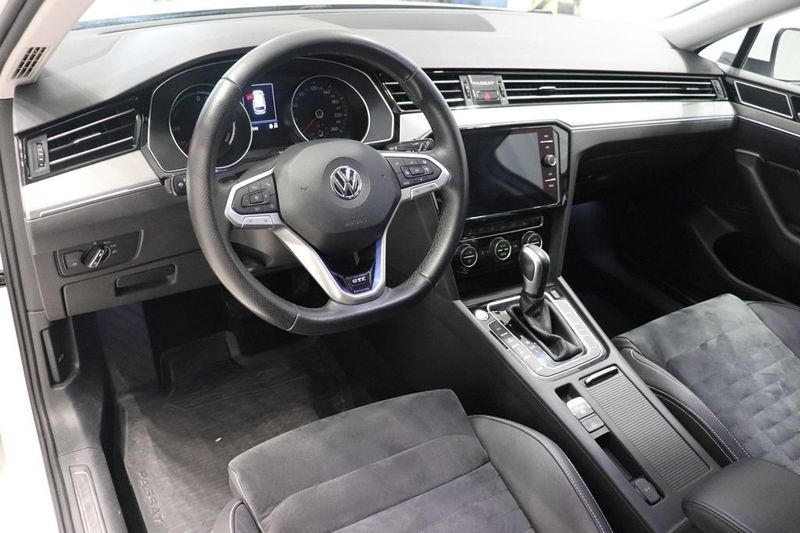 Volkswagen Passat bild 9