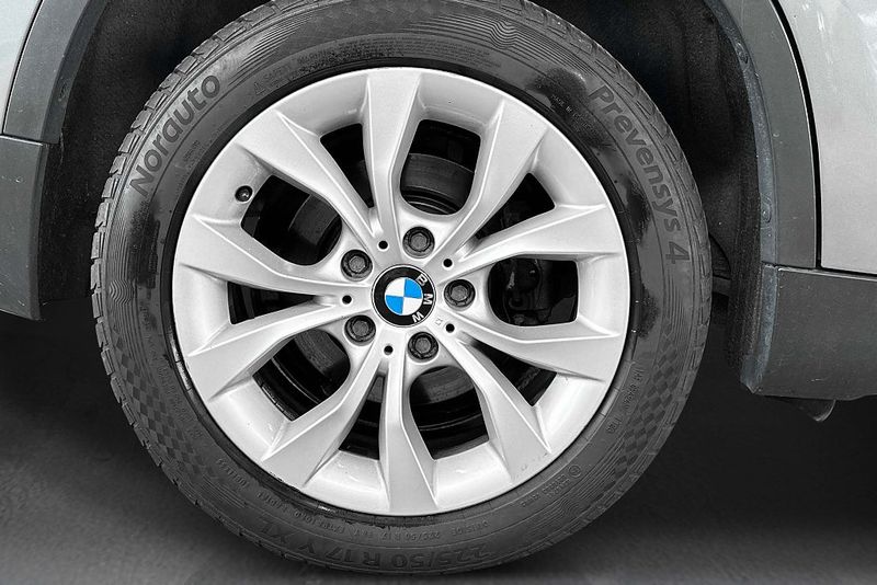 BMW X1 bild 9
