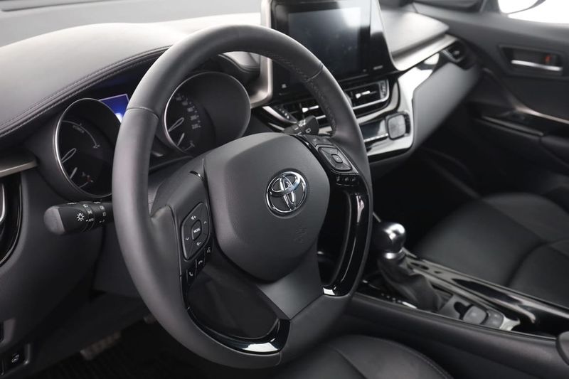 Toyota C-HR bild 12