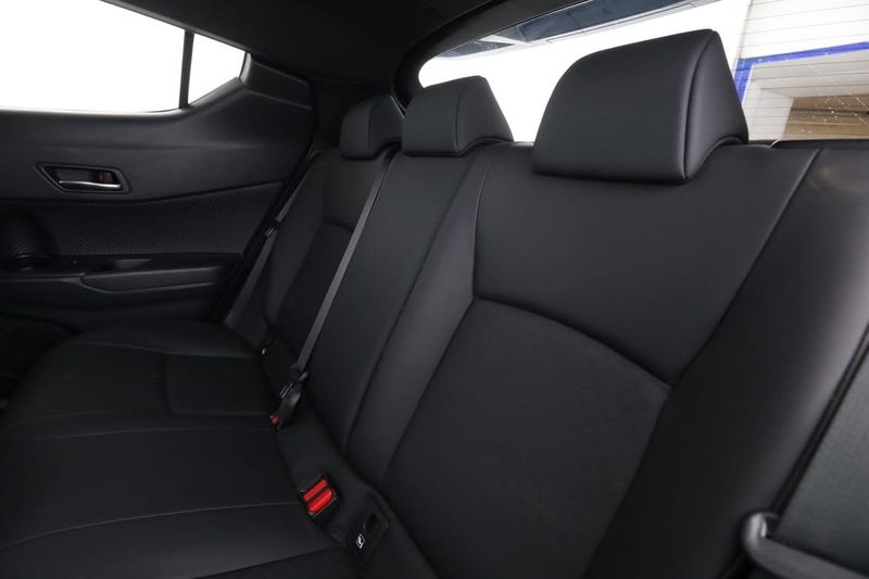 Toyota C-HR bild 15