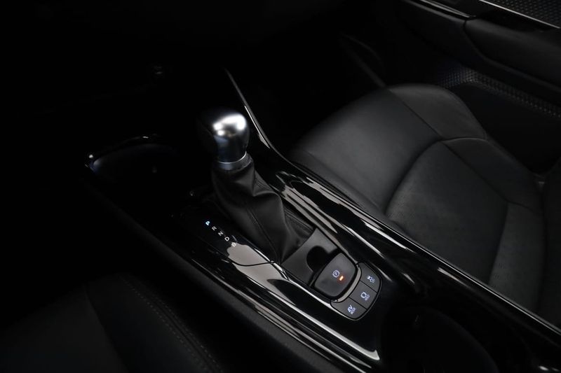 Toyota C-HR bild 24