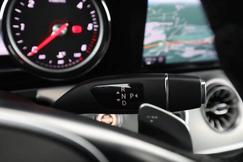 Mercedes E220 bild 35