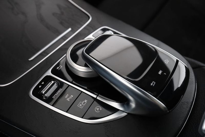 Mercedes E220 bild 27