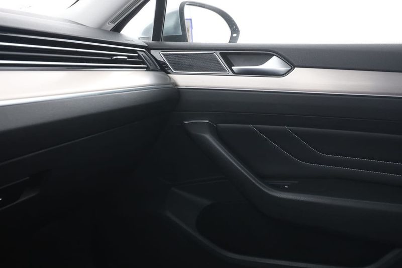 Volkswagen Passat bild 34