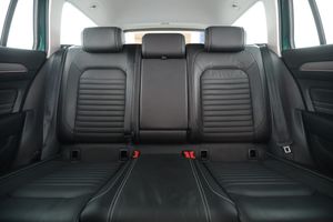 Volkswagen Passat bild 16