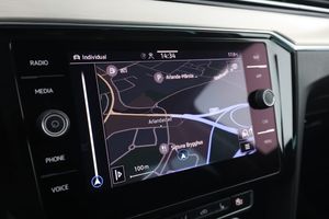 Volkswagen Passat bild 23