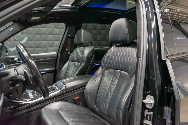 BMW X7 bild 16