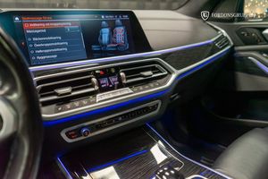 BMW X7 bild 24